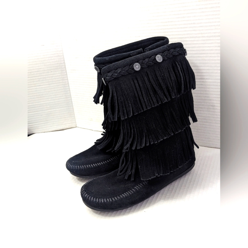 Minnetonka Toddler 3 Layer Fringe Black Boot Leather Girls Size 4 US First Used